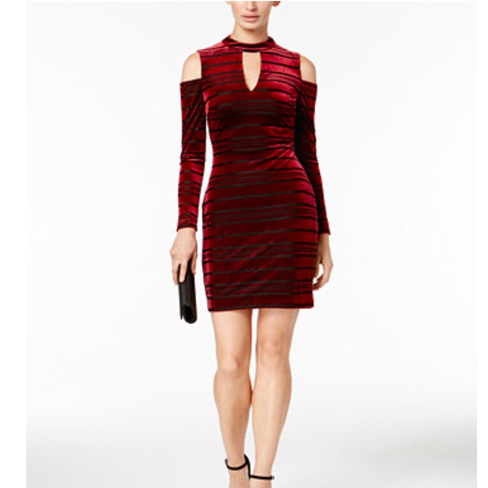 GUESS shadow-striped cold shoulder velvet dress